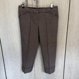 Tahari Houndstooth Capris Size 4